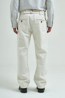 1938 SELVEDGE ECRU CINCH-BACK CHINO